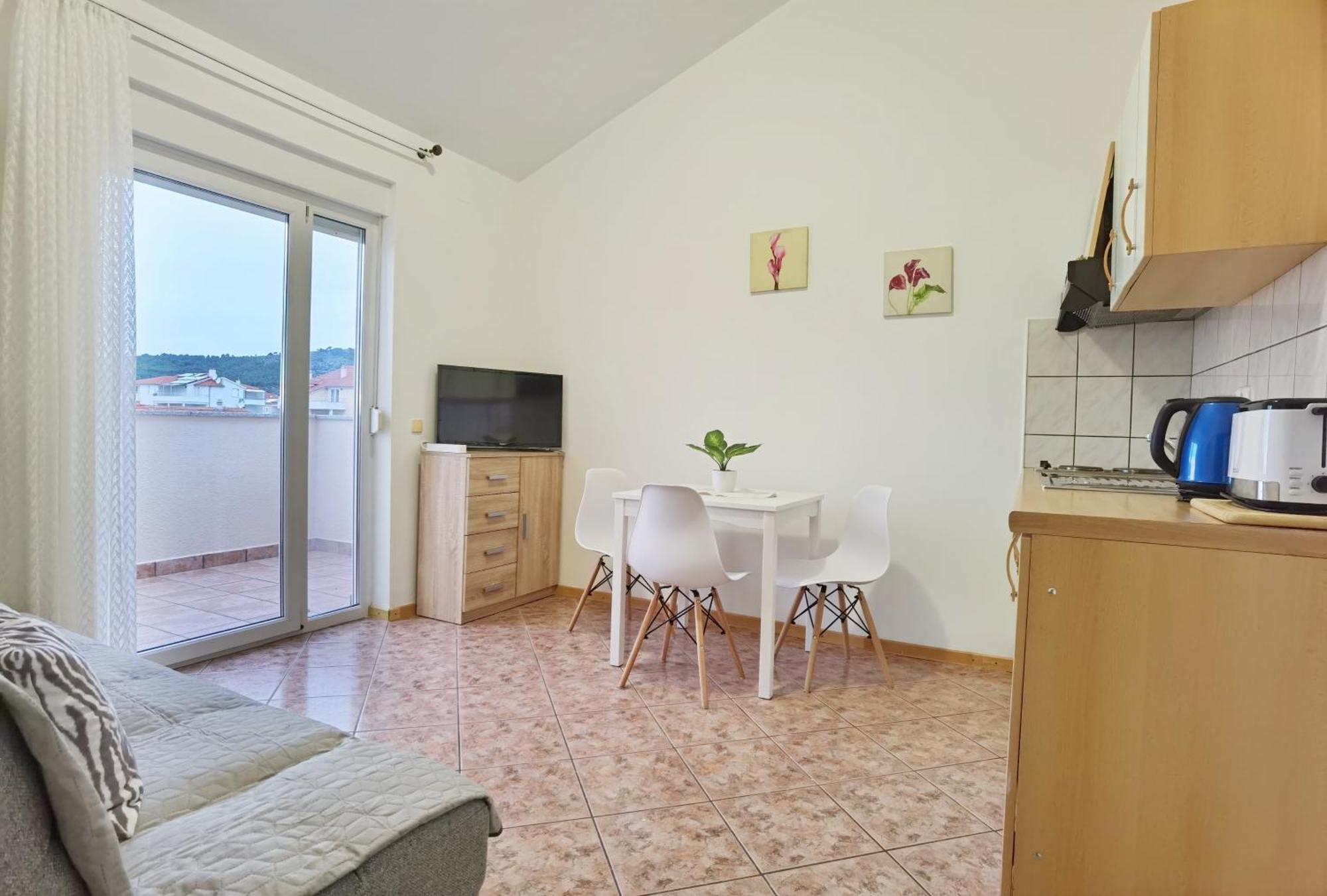 Lilu Apartments Vodice Buitenkant foto